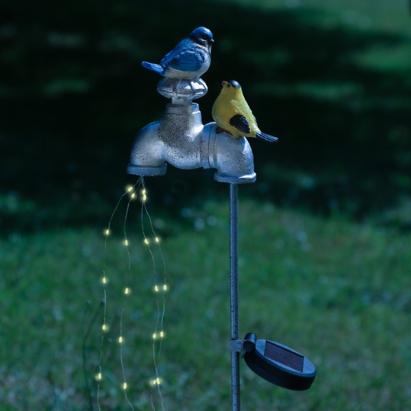 LED Solar Wasserhahn mit Lichtbündel und Vögelchen - Garstenstecker - H: 72cm - Lichtsensor