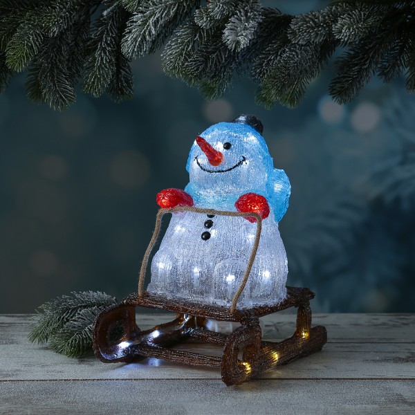 LED Schneemann mit Schlitten - Acrylfigur - 30 kaltweiße LED - H: 32cm - Timer - für Außen